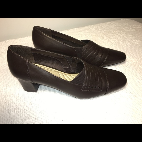 easy street shoes near me